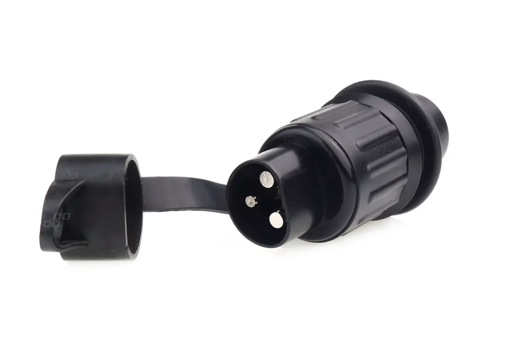 ZÁSTRČKA PŘÍVĚSU 3 KOLÍKOVÝ ELEKTRICKÝ KONEKTOR AMIO 02389